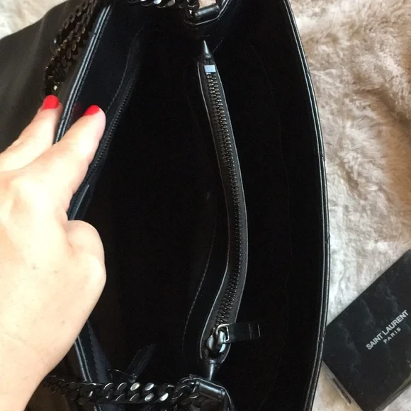 Yves Saint Laurent Lou Lou black YSL bag - Picture 14 of 17